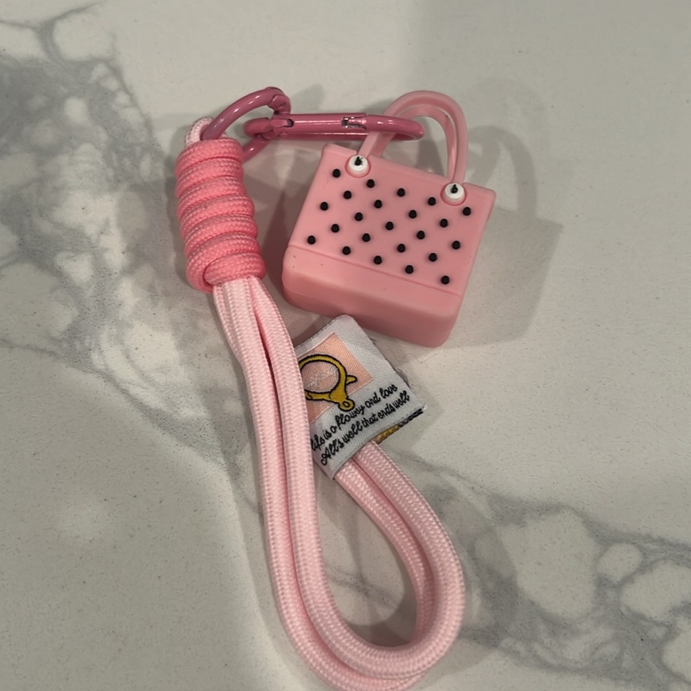 Cute💕PINK Keychain - Picture 13 of 16